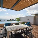 Stunning Two-Level Apartment Playa Del Carmen Infinity Swimming Pool & Rooftop Great Amenities