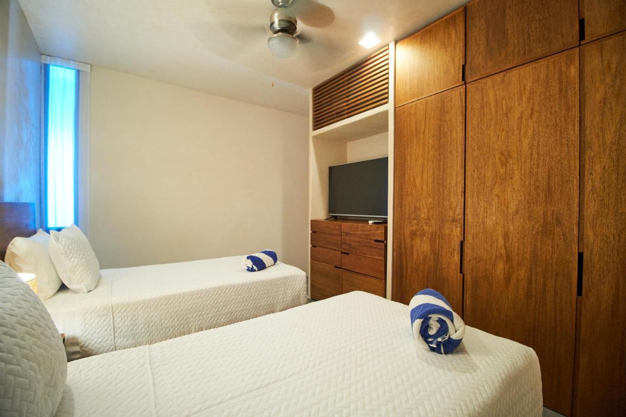 Stunning Two-level Infinity Swimming Pool & Rooftop Great Amenities * Playa del Carmen